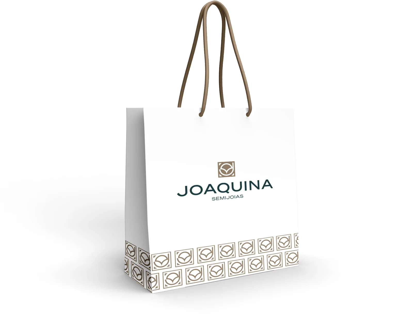 Sacola de papel da Joaquina Semijoias com logo, símbolo e pattern aplicados